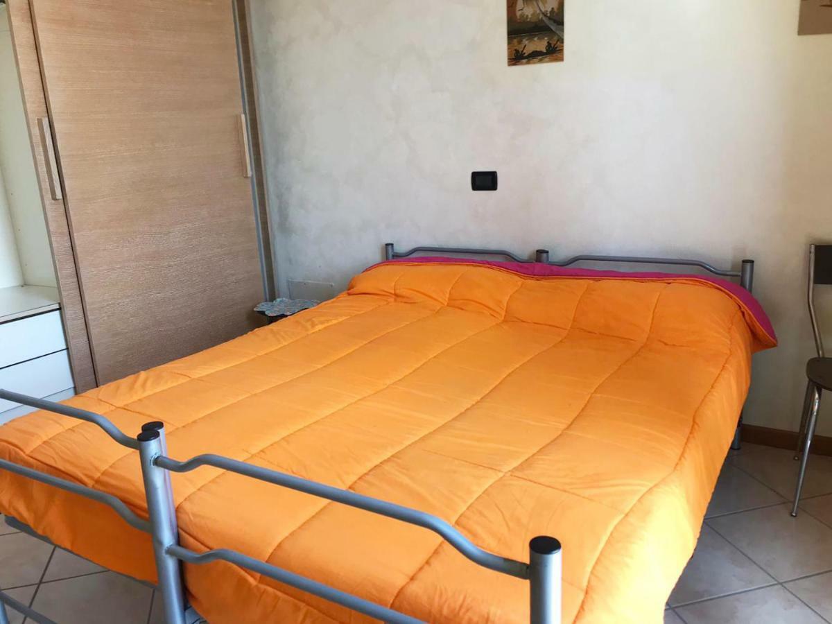 Villa The Sweet Rose With Pool Manerba del Garda Esterno foto