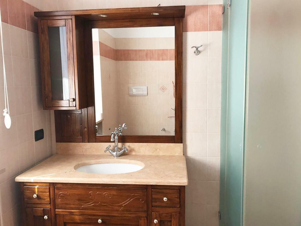 Villa The Sweet Rose With Pool Manerba del Garda Esterno foto