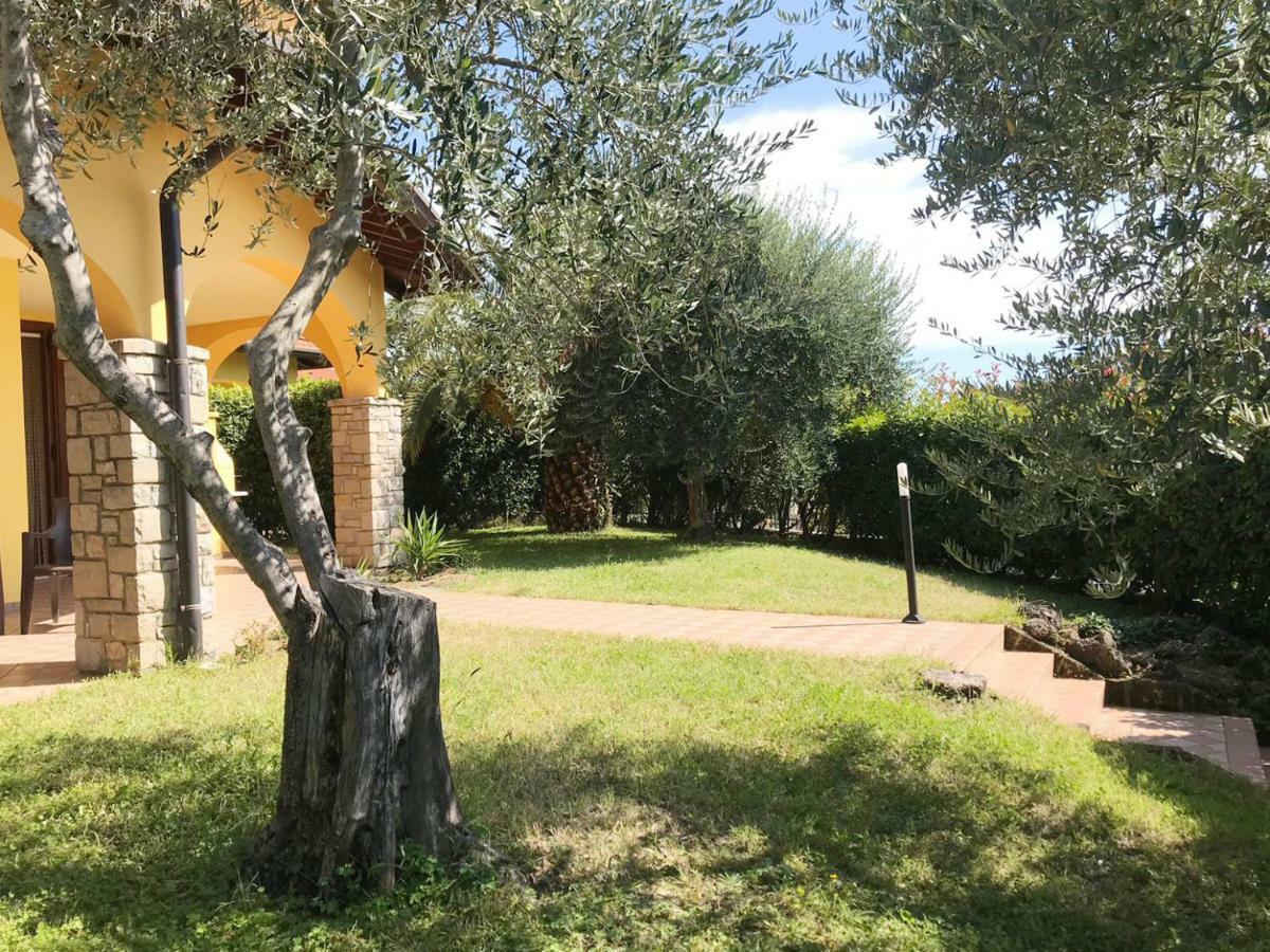 Villa The Sweet Rose With Pool Manerba del Garda Esterno foto