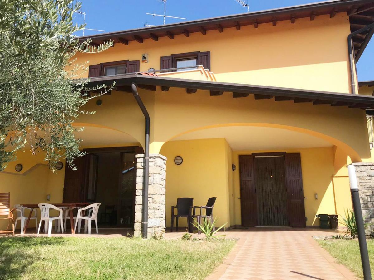 Villa The Sweet Rose With Pool Manerba del Garda Esterno foto